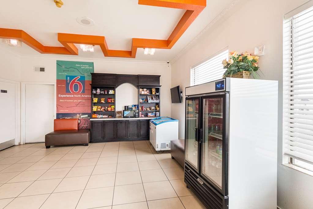 Motel 6-San Antonio, TX - Fiesta Trails Servizi foto