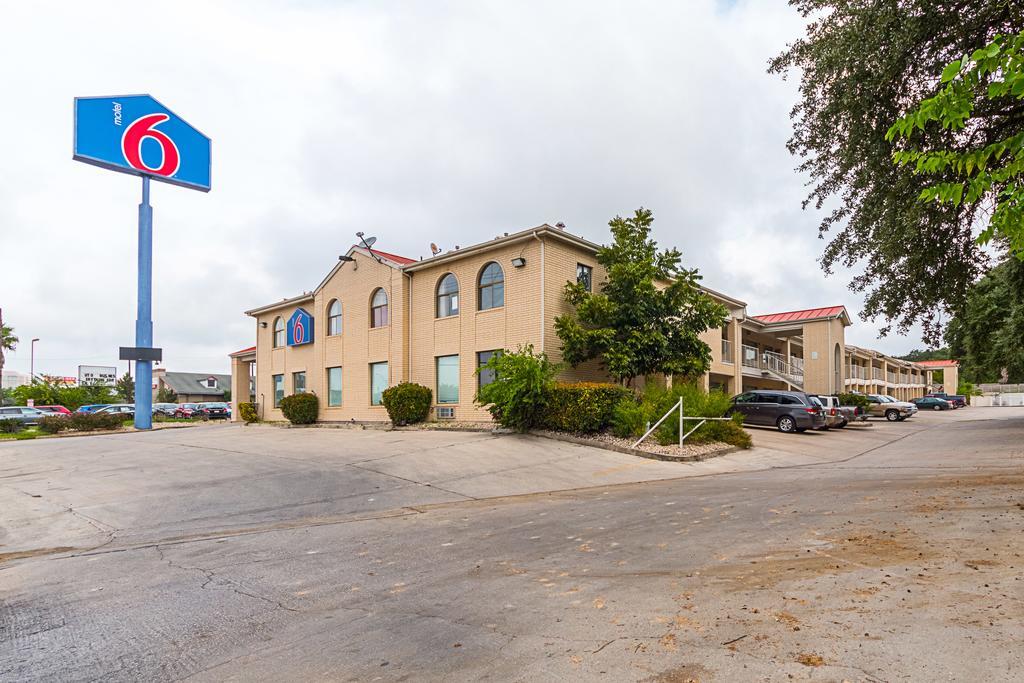 Motel 6-San Antonio, TX - Fiesta Trails Esterno foto